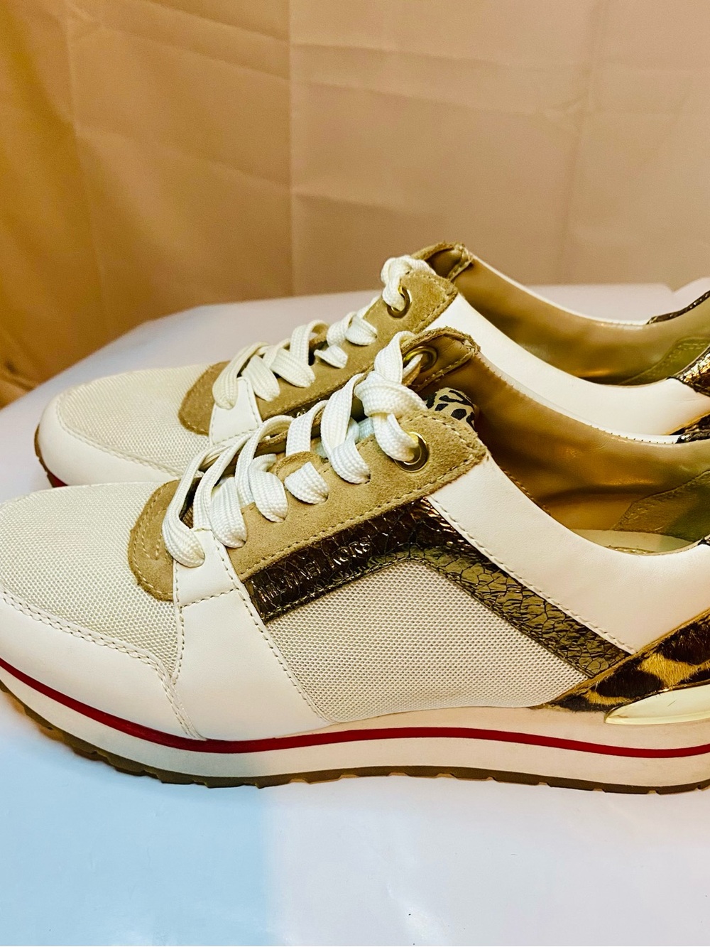 MICHAEL Michael Kors White, Tan & Leopard Accent Girls Big Kid Sneakers - Picture 7 of 10